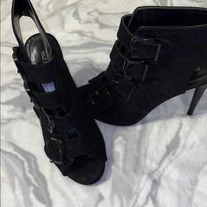 Women’s high heels
